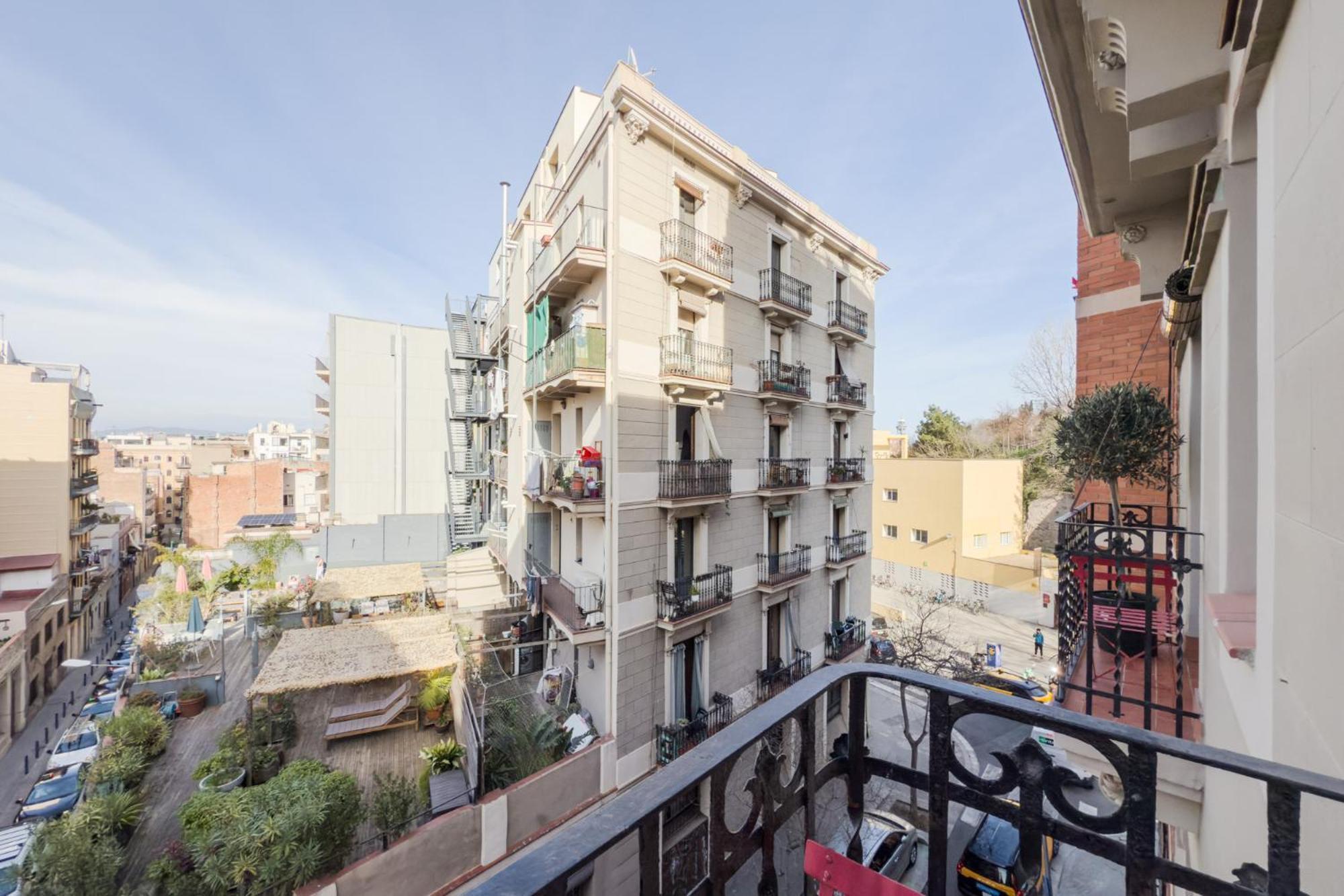 Magalhaes - Trad Flat In Poble Sec, Near Ramblas, Barcelona